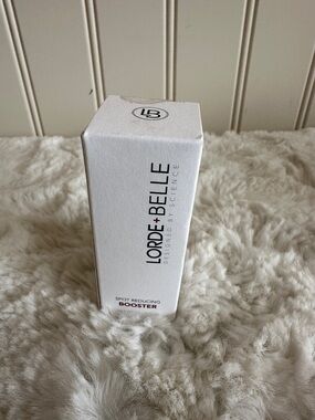 Lorde + Belle Spot Reducing Booster Serum — White